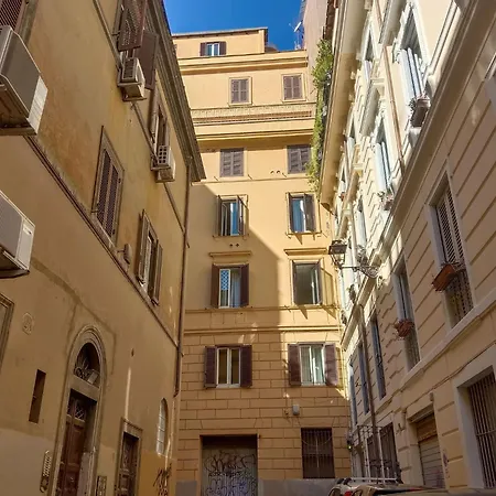 Caprareccia In Monti By Halldis Ρώμη